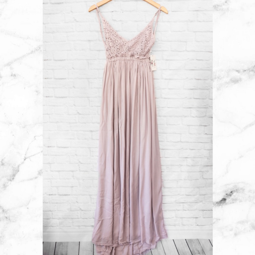 'Pure Romance' Maxi Dress - Picture 6 of 8